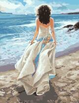 Девушка на берегу моря