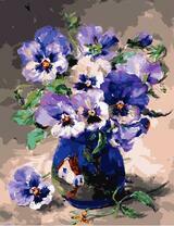 Анютины глазки на столе