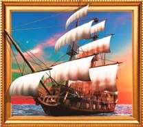 Большой старинный корабль в море