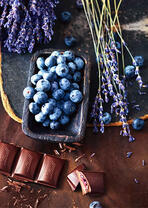 Голубика, шоколад и лаванда