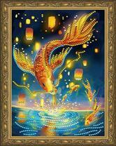 Золотая рыбка у ночного озера