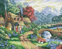 Дом, река и мостик