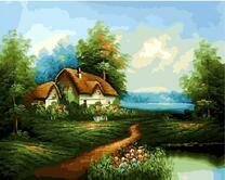 Деревенский домик с видом на озеро