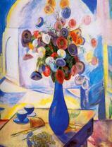 Букет в синей вазе и виноград