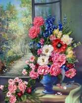 Удивительный букет роз и пионов в голубой вазе