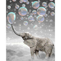 Слон и мыльные пузыри