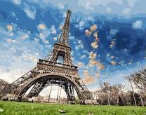 Вид на Эйфелеву башню с земли