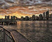 Раннее утро над большим городом