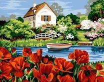 Озеро, маки и дом