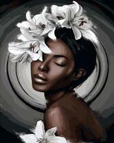 Темнокожая девушка с белыми лилиями