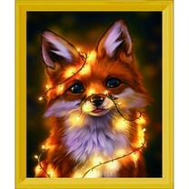 Лисичка запуталась в гирлянде