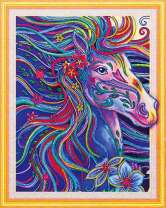 Яркая лошадь с цветами в гриве