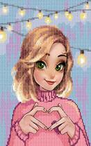 Зеленоглазая девушка под гирляндой