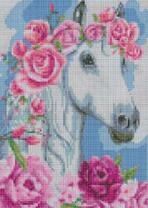 Белая лошадка с розами в гриве