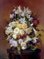 Роскошный букет с белыми лилиями и розами