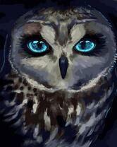 Мудрая сова с голубыми глазами