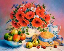 Маки и яблоки в красивом натюрморте