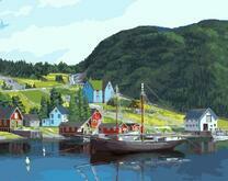 Яхта возле рыбацкой деревни