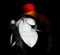 Дама в красной шляпе и черном платье