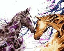 Лошади тянутся друг к другу