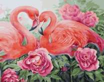 Пара фламинго среди цветущих роз