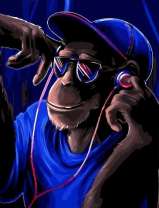 Обезьяна-меломан в кепке