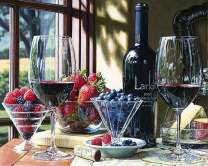 Красное вино и ягоды