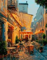 Уличное кафе на закате