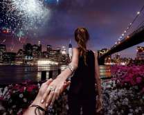 Следуй за мной. Салют над городом