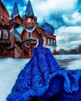 Девушка в голубом платье у деревянного храма