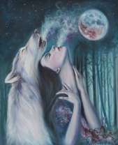 Девушка и волк в полнолуние