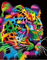 Пушистый леопард с глазами разного цвета