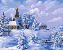 Деревянная церквушка в заснеженной деревне