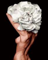 Обнаженная девушка с большим белым цветком