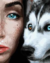 Портрет девушки и собаки с разными глазами