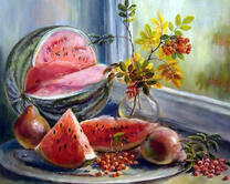 Арбуз, груша и рябина на одной тарелке