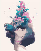 Девушка с дымом в волосах