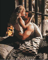 Страстный отдых у камина