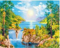 Солнце над горной рекой