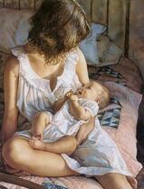 Мама на кровати с младенцем