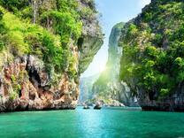 Красочные скалы Бали