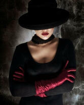 Дама в красных перчатках