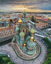 Ночной вид на Собор Спас на Крови в Санкт-Петербурге