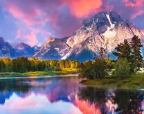 Отражение горы в озере