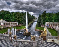 Красота Петергофа в пасмурный день