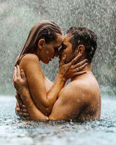 Неимоверная страсть под дождем