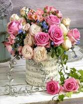 Красивый букетик с рощами и альстромериями