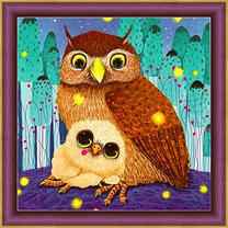 Сова с птенцом в ночном лесу