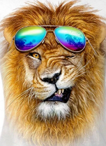 Молодой стильный лев