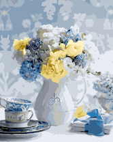 Нежный букет с гортензиями